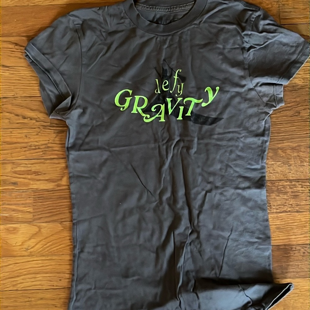 Wicked shirt!! Bought at the show, just too small! needs a new home